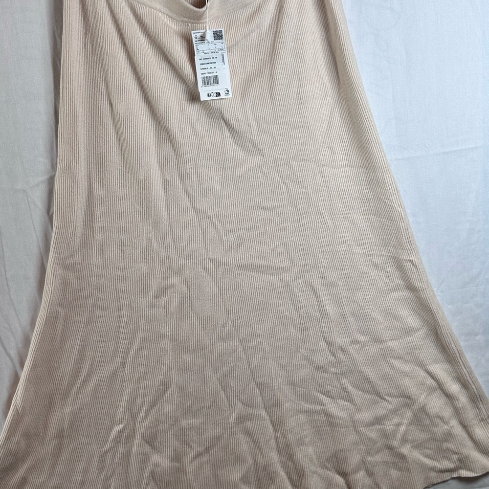 Beige Skirt Presley